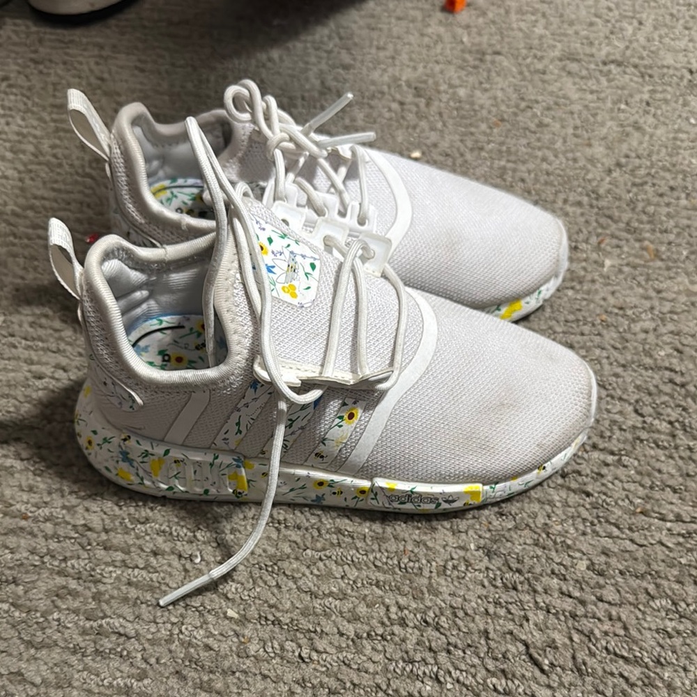 Kids White Floral Sneakers